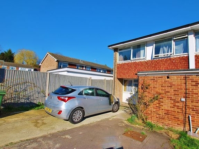 End terrace house to rent in Guildford Park Avenue, Guildford, Surrey GU2