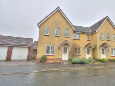 End terrace house to rent in Spindler Close, Kesgrave, Ipswich IP5