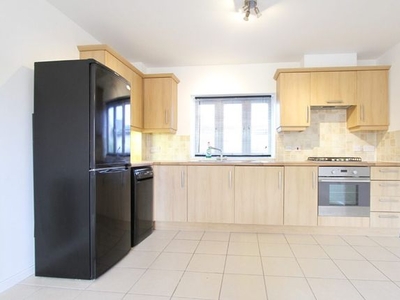 Flat to rent in Collins Drive, Bloxham, Oxon OX15