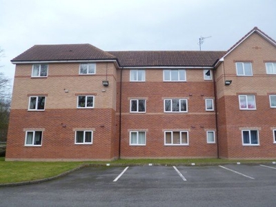 Flat to rent in Barclay Grange, Chesterfield S41