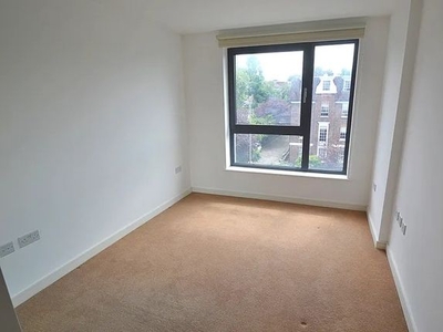 Flat to rent in Chartfield Avenue, London SW15