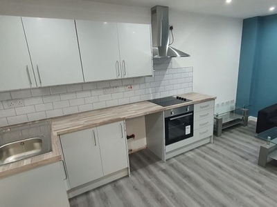 Flat to rent in Chester Gate House, Stockport SK1
