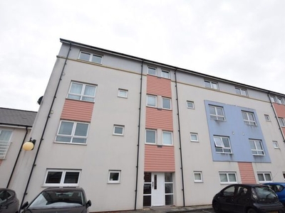 Flat to rent in Guillemot Road, Portishead, Bristol BS20