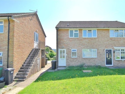 Flat to rent in Hawthorn Rise, Stroud, Gloucestershire GL5
