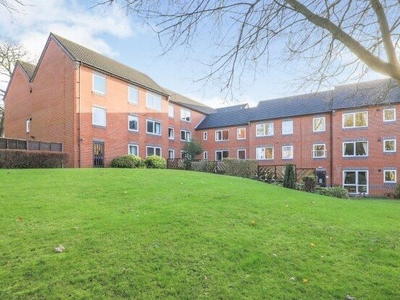 Flat to rent in Leicester Road, Market Harborough LE16