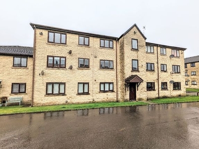 Flat to rent in Lever House, Moorfield Chase, Farnworth, Bolton BL4