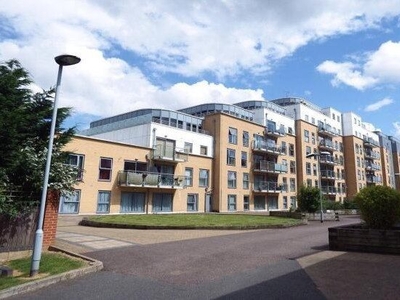 Flat to rent in Monument Court, Stevenage SG1