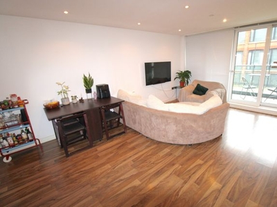Flat to rent in Munday Street, New Islington M4