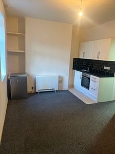 Flat to rent in Nelson Road, Blackpool FY1
