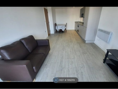 Flat to rent in Northill Apartments, Salford M50