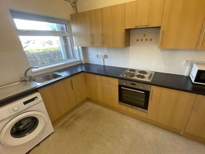 Flat to rent in Nythe Road, Swindon SN3