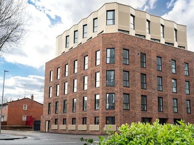 Flat to rent in Oscar House, Castlefield M15