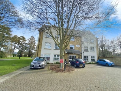 Flat to rent in Parsley Way, Maidstone, Kent ME16