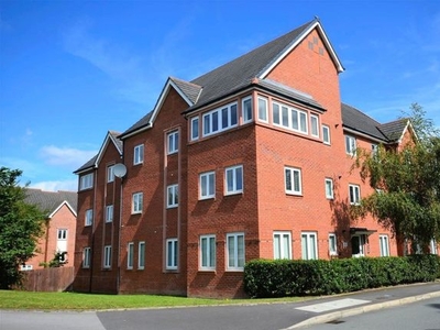 Flat to rent in Rosefinch Road, West Timperley, Altrincham WA14