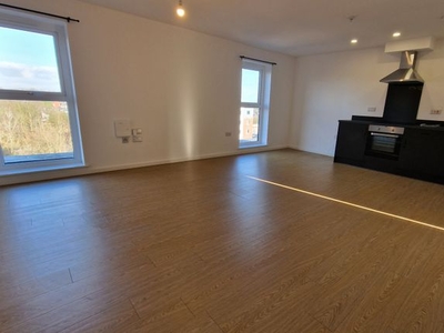 Flat to rent in Saville Street, Bolton BL2