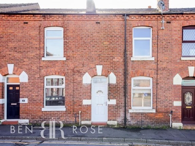 Terraced house to rent in Broad Street, Leyland PR25