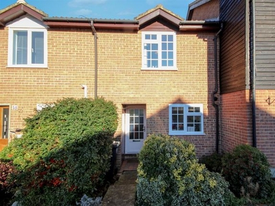 Property to rent in Greenhill Gardens, Guildford GU4