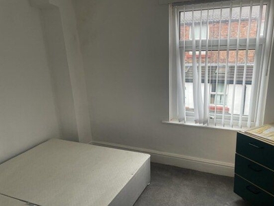 Room to rent in Ramilies Road, Liverpool L18