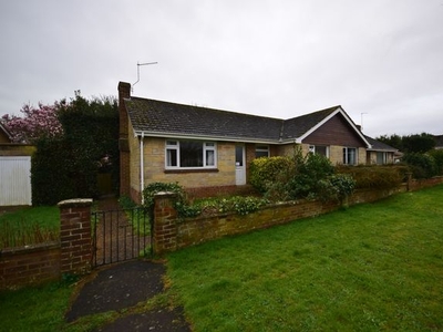 Semi-detached bungalow to rent in Meadow Drive, Bembridge PO35