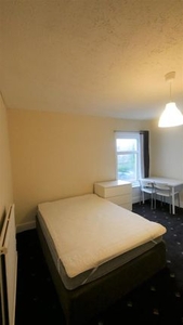 Shared accommodation to rent in Mighty Land, Bournemouth BH1