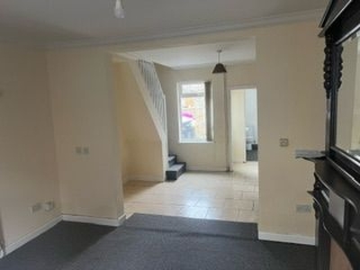 Terraced house to rent in Albany Street, Gainsborough DN21