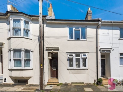 Terraced house to rent in Bute Street, Brighton, East Sussex BN2