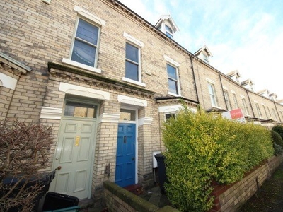 Terraced house to rent in Feversham Crescent, York YO31