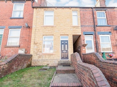 Terraced house to rent in Foljambe Road, Rotherham, South Yorkshire S65