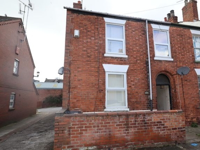 Terraced house to rent in St Hugh Street, Lincoln LN2