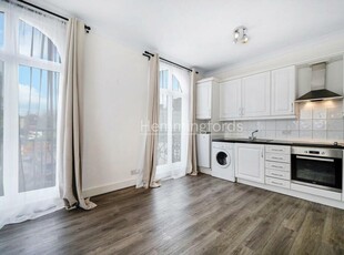 1 bedroom apartment for rent in Camden Road, London, NW1