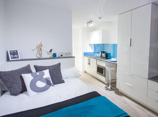 1 bedroom apartment for rent in (Extra Large Studio) 30 Demontfort Street, Leicester, LE1