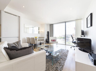 1 bedroom apartment for rent in Landmark West Tower, 22 Marsh Wall, Canary Wharf, London, E14