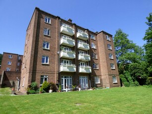 1 bedroom apartment for rent in Queens Court, Hill Lane, Southampton, SO15