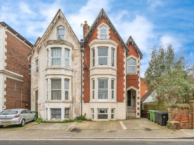 1 bedroom apartment for sale in 18 Shaftesbury Road, Southsea, PO5