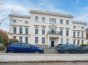 1 Bedroom Apartment For Sale In East Molesey