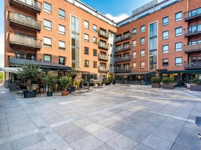 1 bedroom apartment for sale in East Village, City Centre, L1