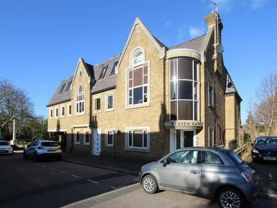 1 bedroom apartment for sale in Lorne Road, Warley, Brentwood, CM14