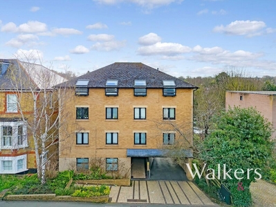 1 bedroom apartment for sale in Queens Road, Brentwood, CM14