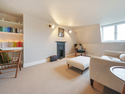1 bedroom apartment for sale in Walcot Terrace, Bath, Somerset, BA1