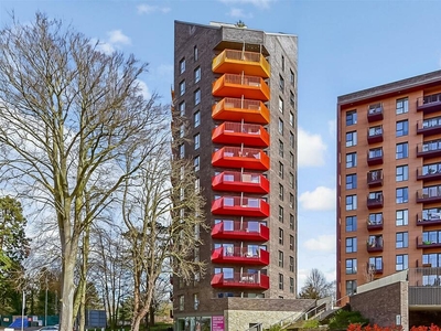 1 bedroom apartment for sale in Waterhouse Avenue, Maidstone, Kent, ME14