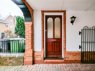 1 bedroom end of terrace house for rent in Middle Brook Street, Winchester, SO23