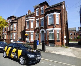 1 bedroom flat for rent in 19 Central Road, West Didsbury, M20