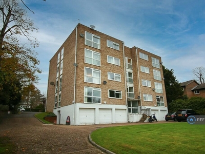 1 bedroom flat for rent in Bodiam Court, Bromley, BR2