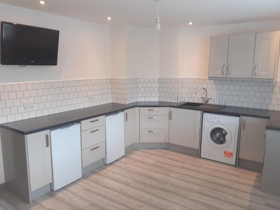 1 bedroom flat for rent in Broadbent Avenue, Warrington, Cheshire, WA4