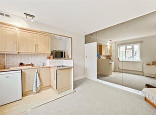 1 bedroom flat for rent in Cedric Chambers,
Northwick Close, NW8