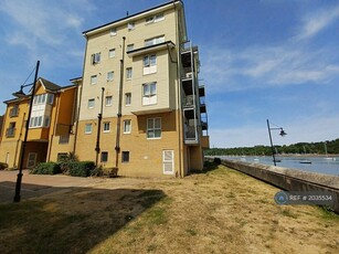 1 bedroom flat for rent in Rivermead, St. Marys Island, Chatham, ME4