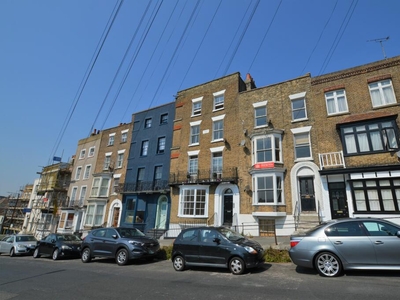 1 bedroom flat for rent in Trinity Square, Margate, CT9