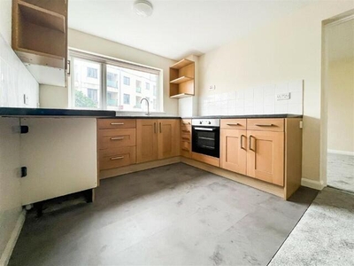 1 Bedroom Flat For Sale In Southsea, Hampshire