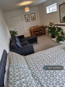 1 bedroom flat share for rent in Sundew Grove, Ramsgate, CT11