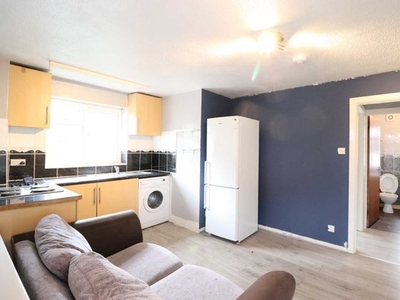 1 bedroom flat to rent High Wycombe, HP12 3HN